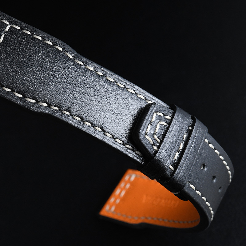 维瑞亚小牛皮表带适用于万国喷火战机飞行员39mm IW326802